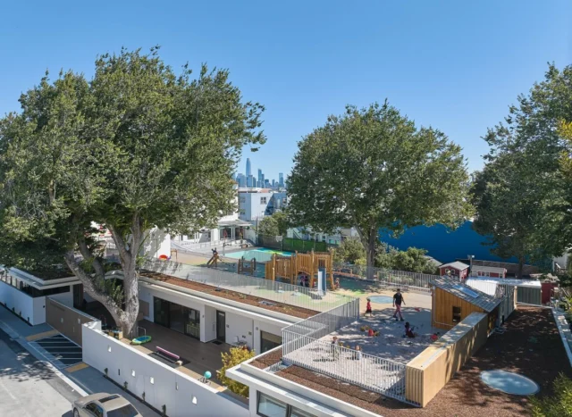 #MassTimber spotlight on the Children’s Day School Preschool (@cds.sf) where an occupied and planted roof deck serves as the preschool play yard. The roof structure is composed of exposed mass plywood panels, supported on glue laminated beams and columns with prefabricated light framed wood walls. Located on a tight urban site in San Francisco, the C-shaped building wraps around a mature elm tree that shades the courtyard. Designed to limit embodied carbon, low cement concrete and mass timber superstructure were utilized.

At Tipping, we are actively developing new approaches to mass timber seismic systems and sustainable integration. Learn more: https://tippingstructural.com/practice/sustainable-integration/

Architect: @jensen_architects
Contractor: @gcgbuilders
Mass Timber Subcontractor: Gurnet Point
Structural: Tipping (Leo Panian, Ian Kelso, David Ng, Henry Nistler)
Client: Children’s Day School
Photographer: @brucedamonte

#tippingstructural #childrensdayschool #masstimber